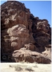 Diese Sandsteinberge machen die Faszination des Wadis aus: Die Erosion hatte viele Mio. Jahre Zeit, aus dem Sandstein bizarre Formen herauszufrsen und sie als Mrchengebilde hinzustellen.