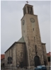 Die Friedenskirche ist eine denkmalgeschtzte evangelische Kirche.  Gestiftet wurde sie vom BASF-Ammoniakwerk Leuna, auch als Leunawerke bekannt.