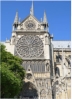 Die Kathedrale Notre-Dame de Paris ist eines der frhesten gotischen Kirchenhuser Frankreichs aus dem 14. Jahrhundert.
