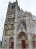  Die Kathedrale Saint-tienne stammt aus dem 13. Jahrhundert.